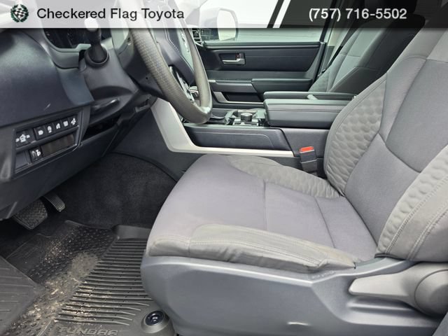 Used 2022 Toyota Tundra SR5 w/ SR5 Convenience Package AWD/4WD image 20