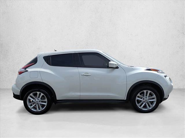 Used 2016 Nissan Juke S FWD video 4