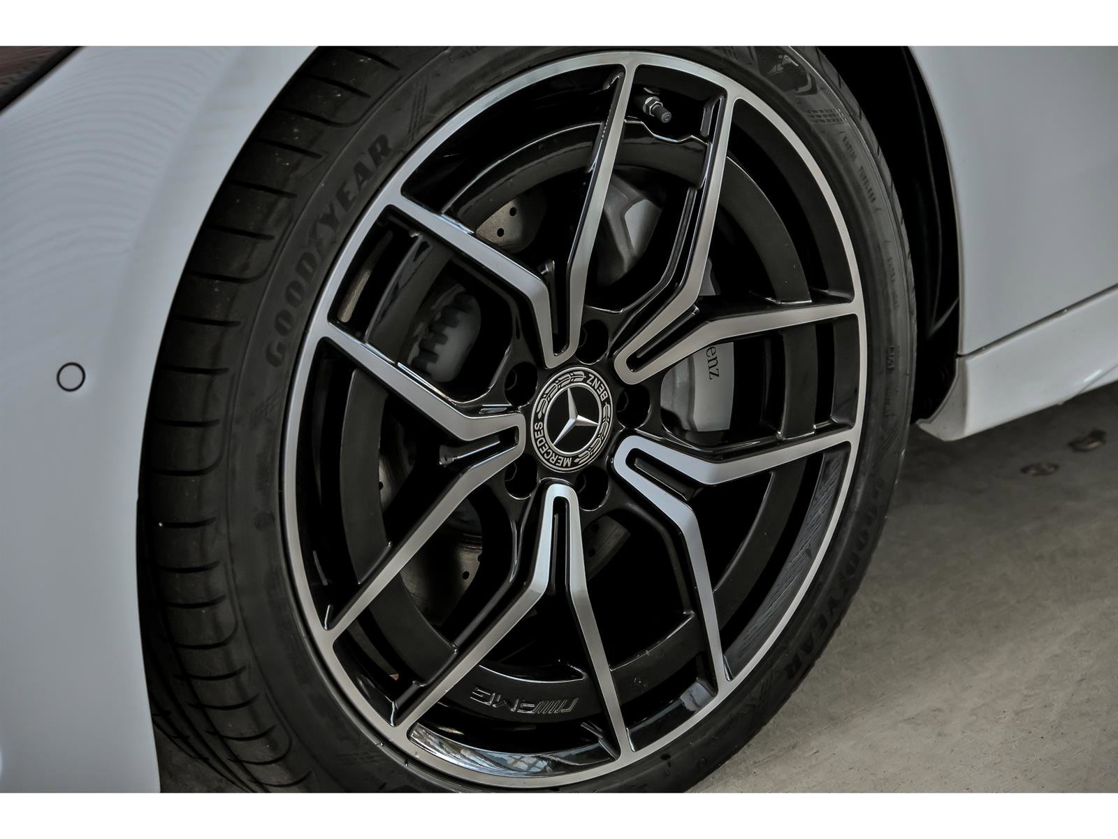 Certified 2026 Mercedes-Benz C 300 4MATIC Sedan image 5