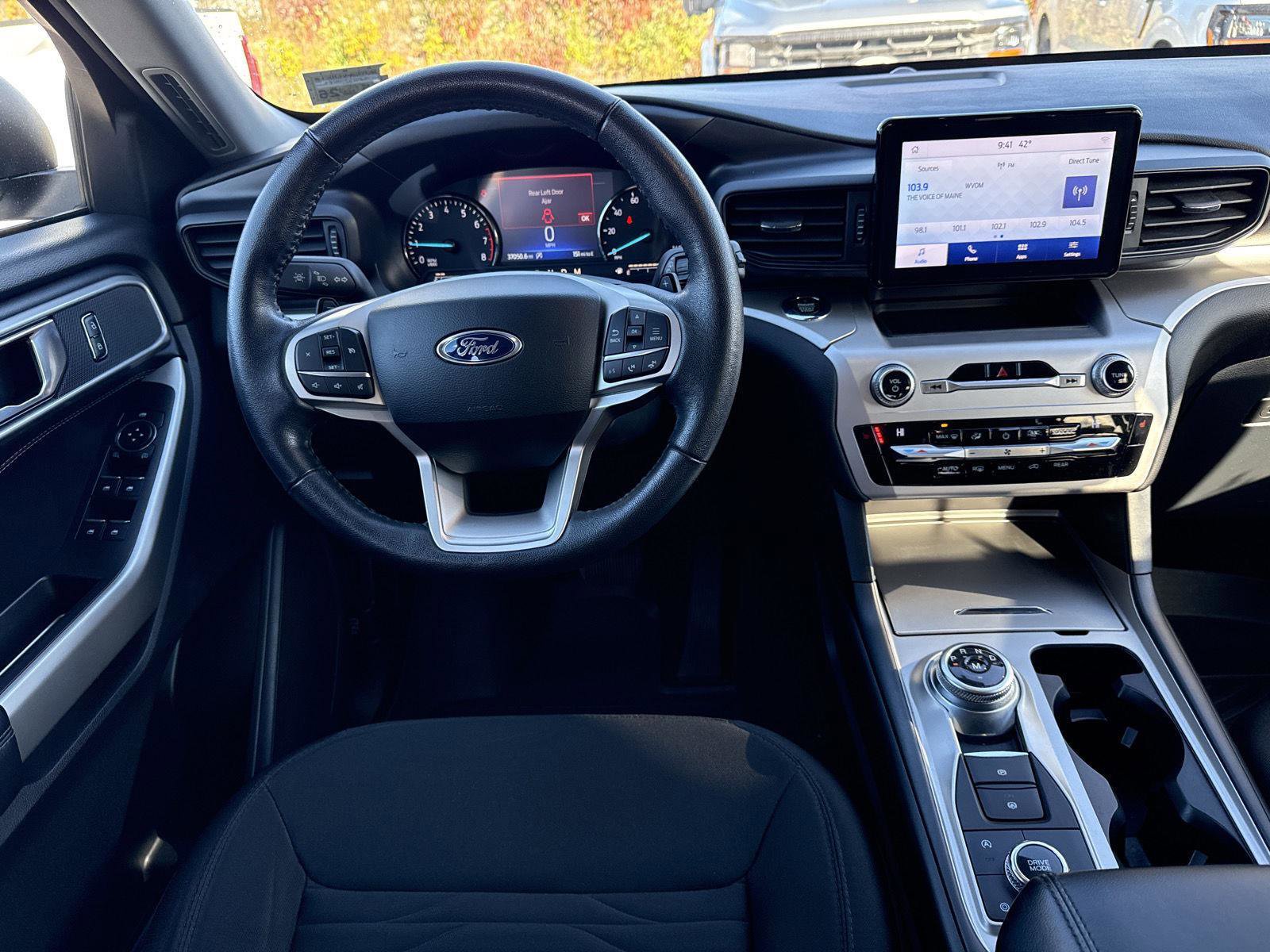 Used 2021 Ford Explorer XLT w/ Class III Trailer Tow Package image 15