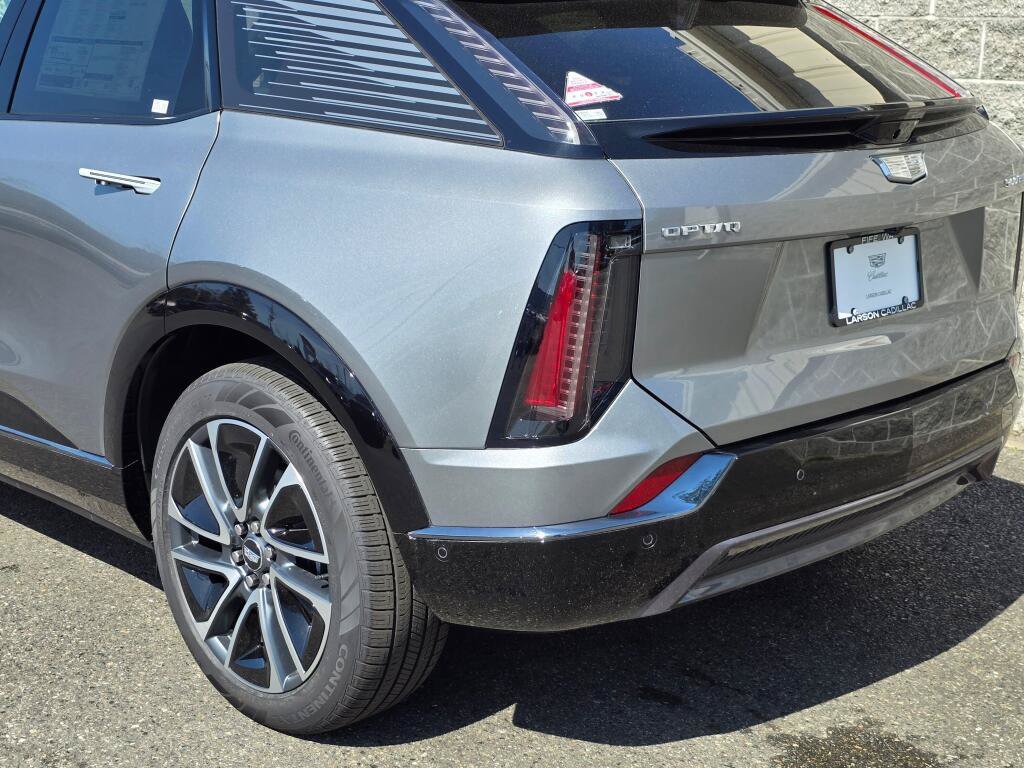 New 2026 Cadillac Optiq Sport 1 AWD/4WD image 7