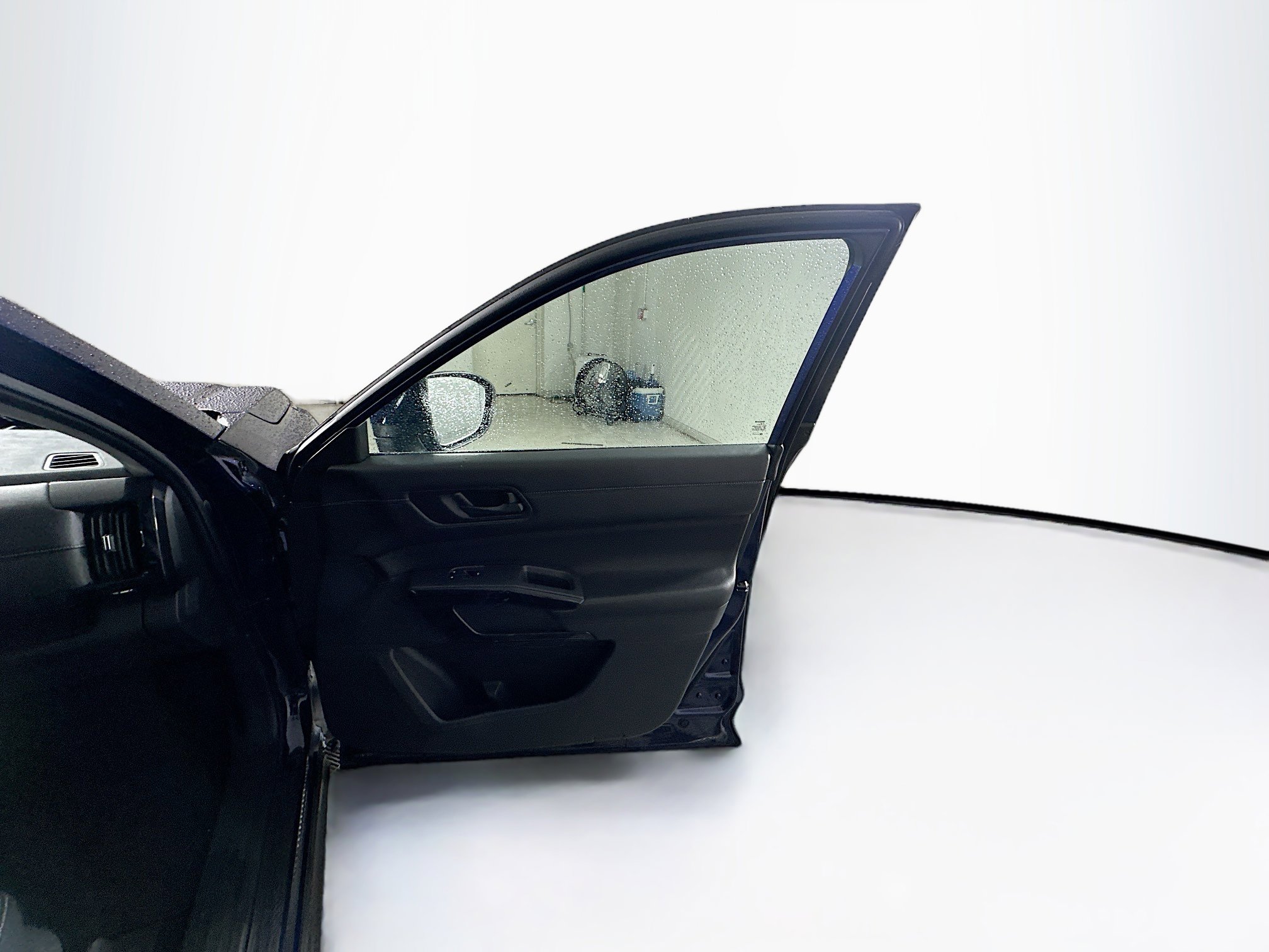 Used 2025 Nissan Pathfinder SV image 31