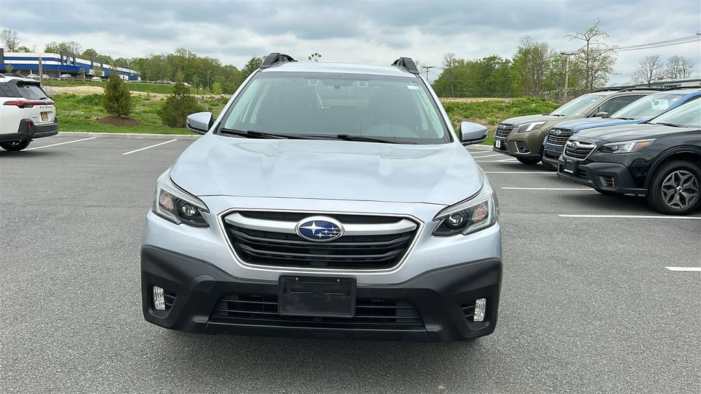 Used 2020 Subaru Outback Premium AWD/4WD image 2