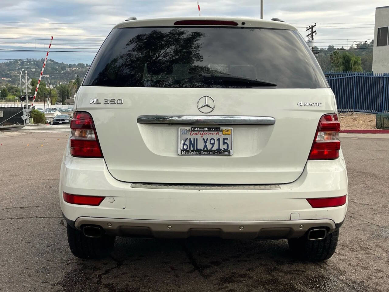 Used 2010 Mercedes-Benz ML 350 4MATIC image 7
