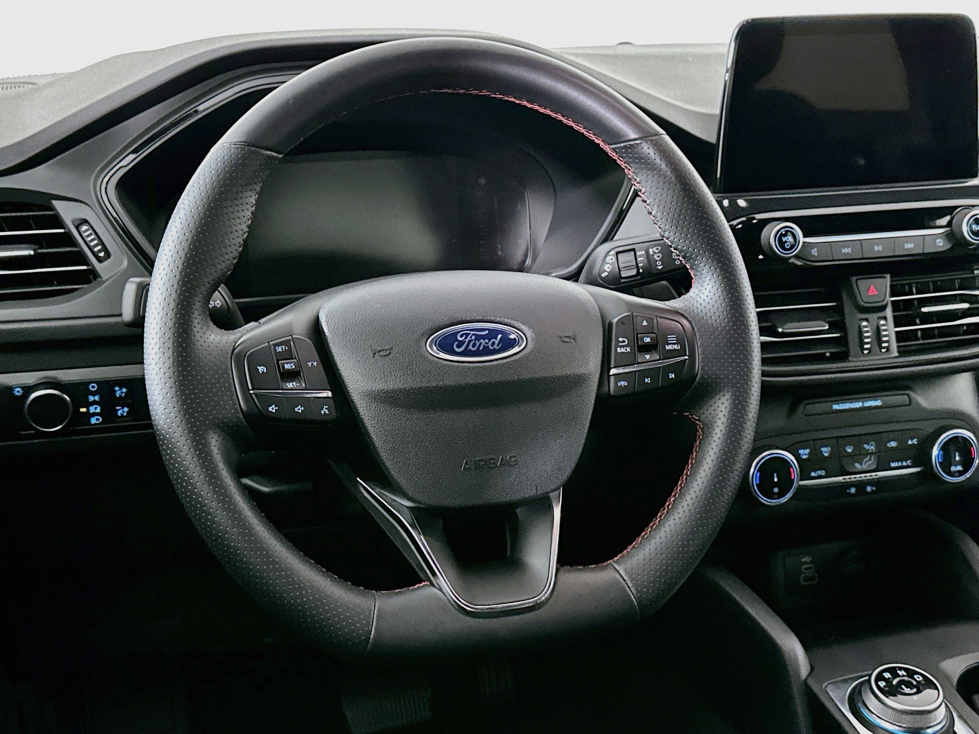 Used 2025 Ford Escape ST-Line FWD image 18