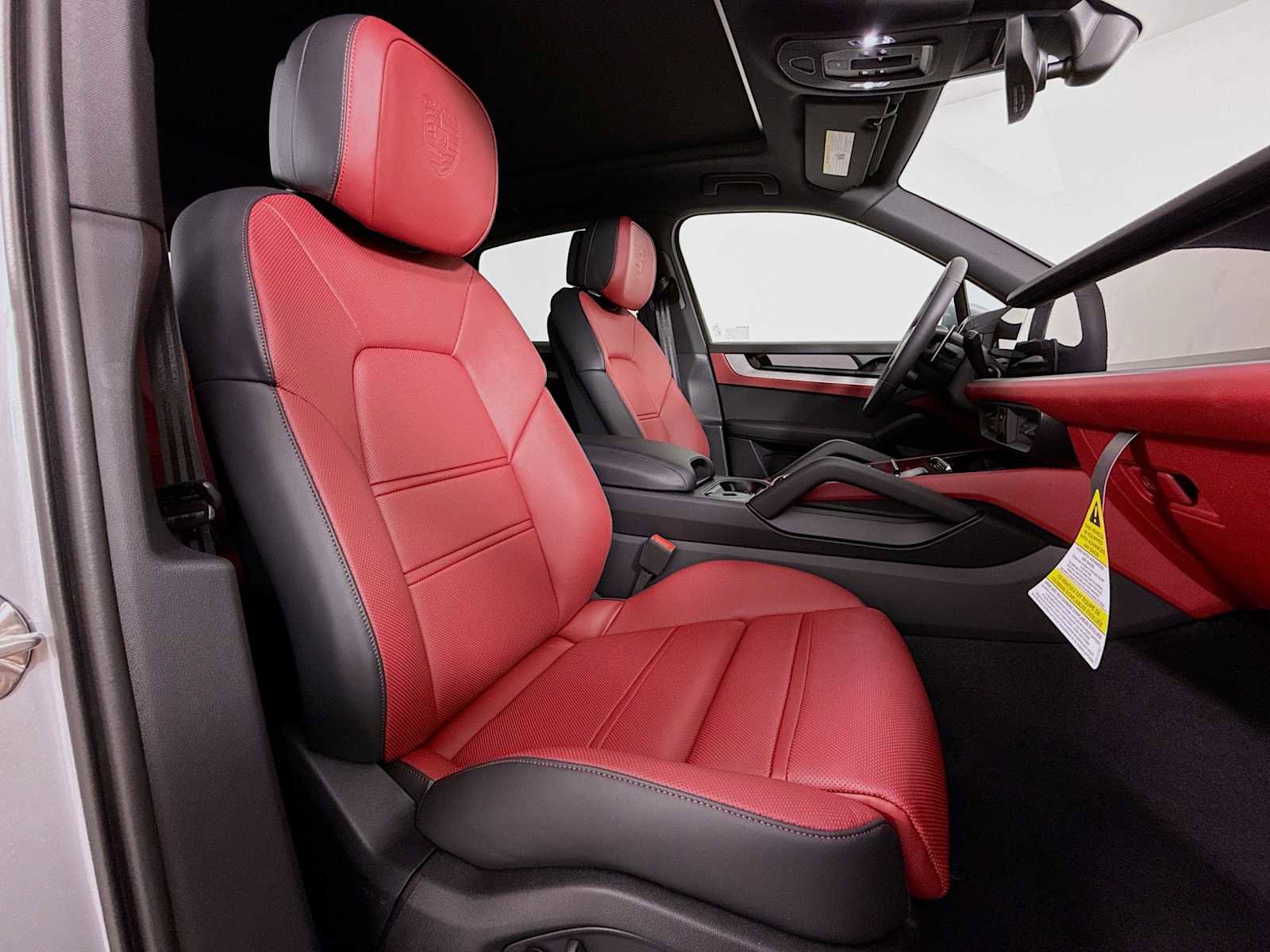 New 2026 Porsche Cayenne S image 29