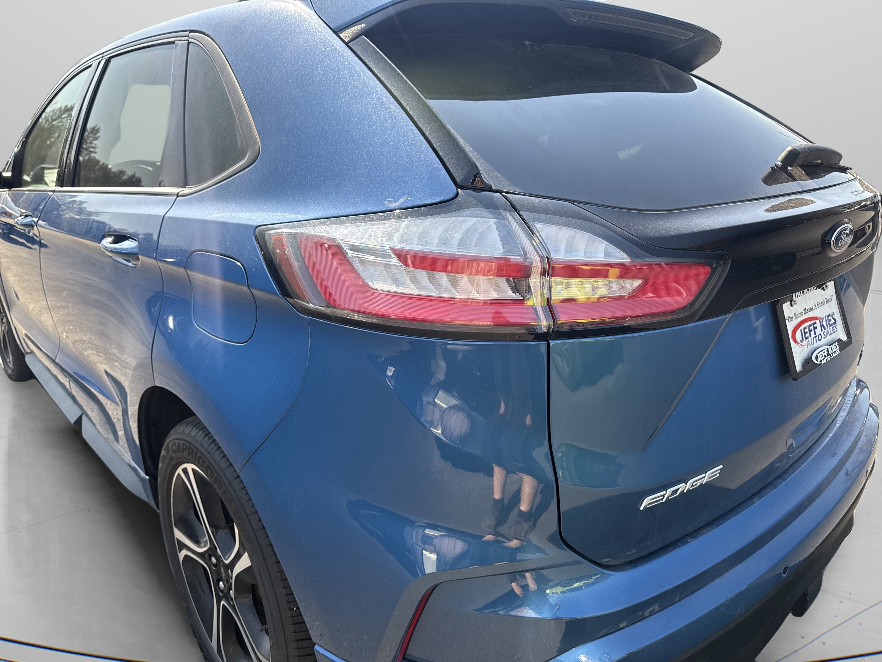 Used 2019 Ford Edge ST w/ Convenience Package AWD/4WD image 15