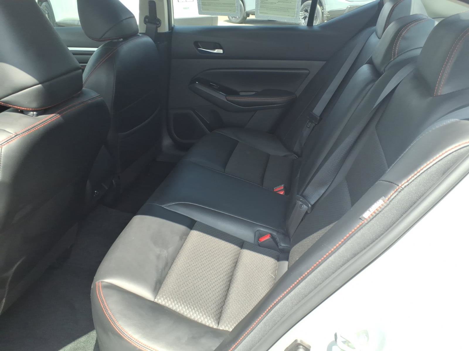 Certified 2023 Nissan Altima 2.5 SR FWD image 10