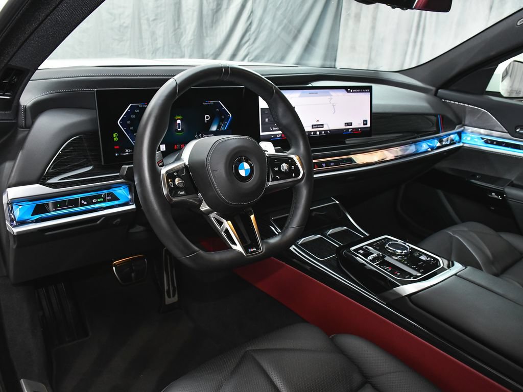 Used 2026 BMW 740i xDrive AWD/4WD image 30