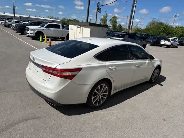 Used 2014 Toyota Avalon XLE Touring FWD image 19
