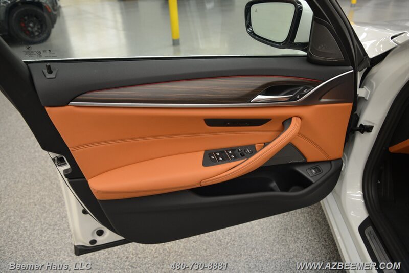 Used 2023 BMW 530i w/ Premium Package RWD image 43