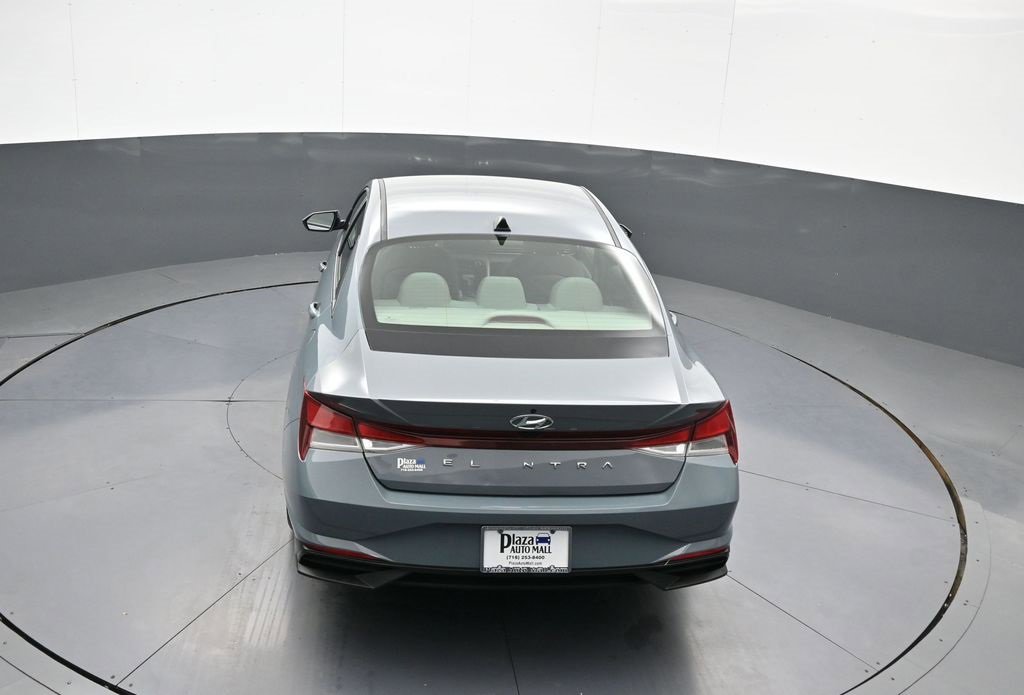 Certified 2022 Hyundai Elantra SEL w/ Cargo Package image 38