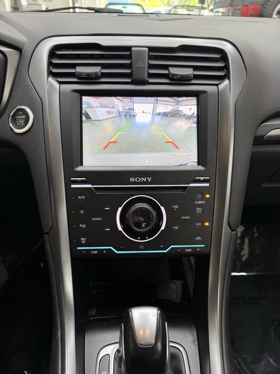 Used 2015 Ford Fusion Titanium FWD image 28