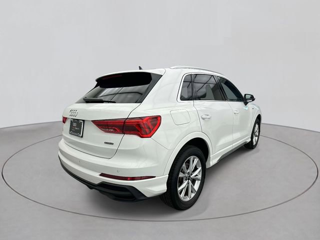 Used 2023 Audi Q3 2.0T Premium w/ Convenience Package AWD/4WD image 4