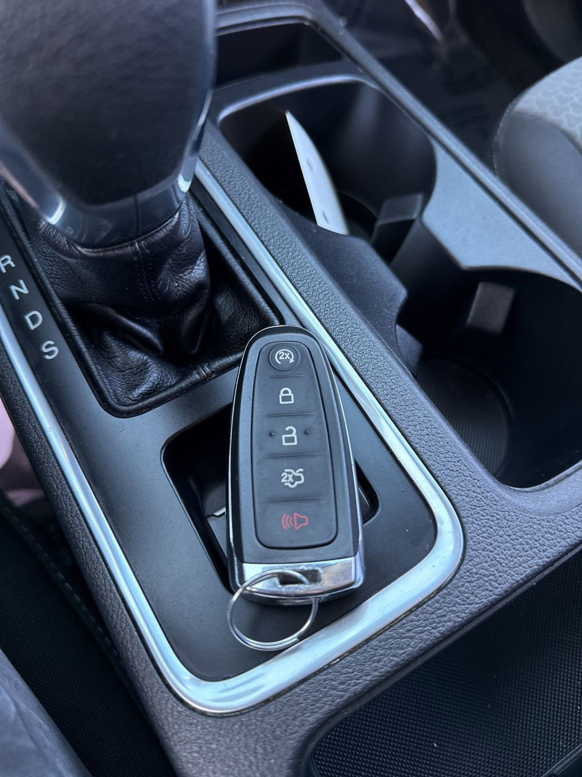 Used 2019 Ford Escape SE image 26