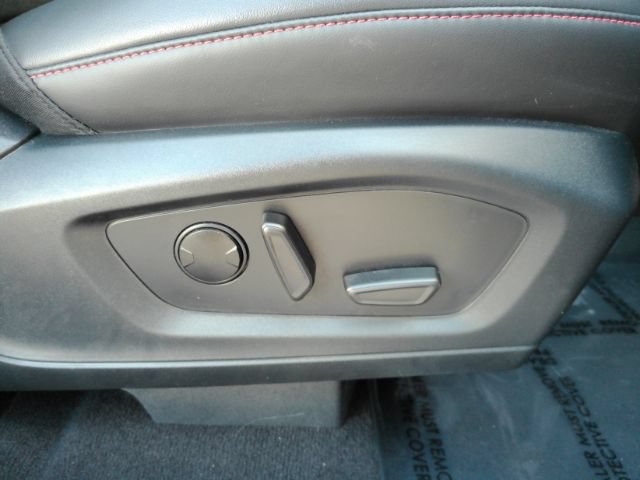 Used 2026 Ford Explorer ST-Line w/ ST-Line Street Pack AWD/4WD image 20