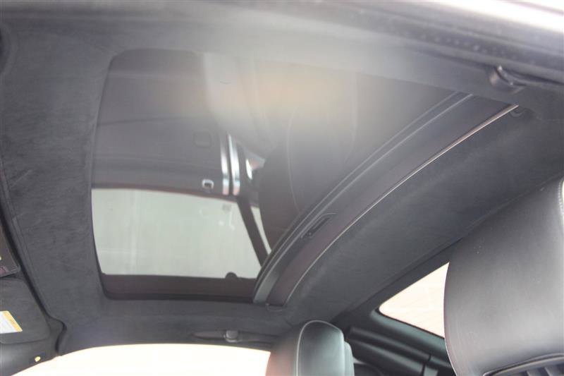 Used 2013 Mercedes-Benz SL 63 AMG image 25