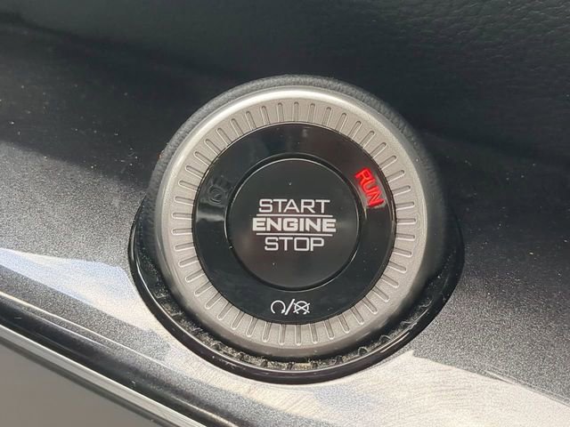 Used 2024 Jeep Wagoneer L 4WD image 38