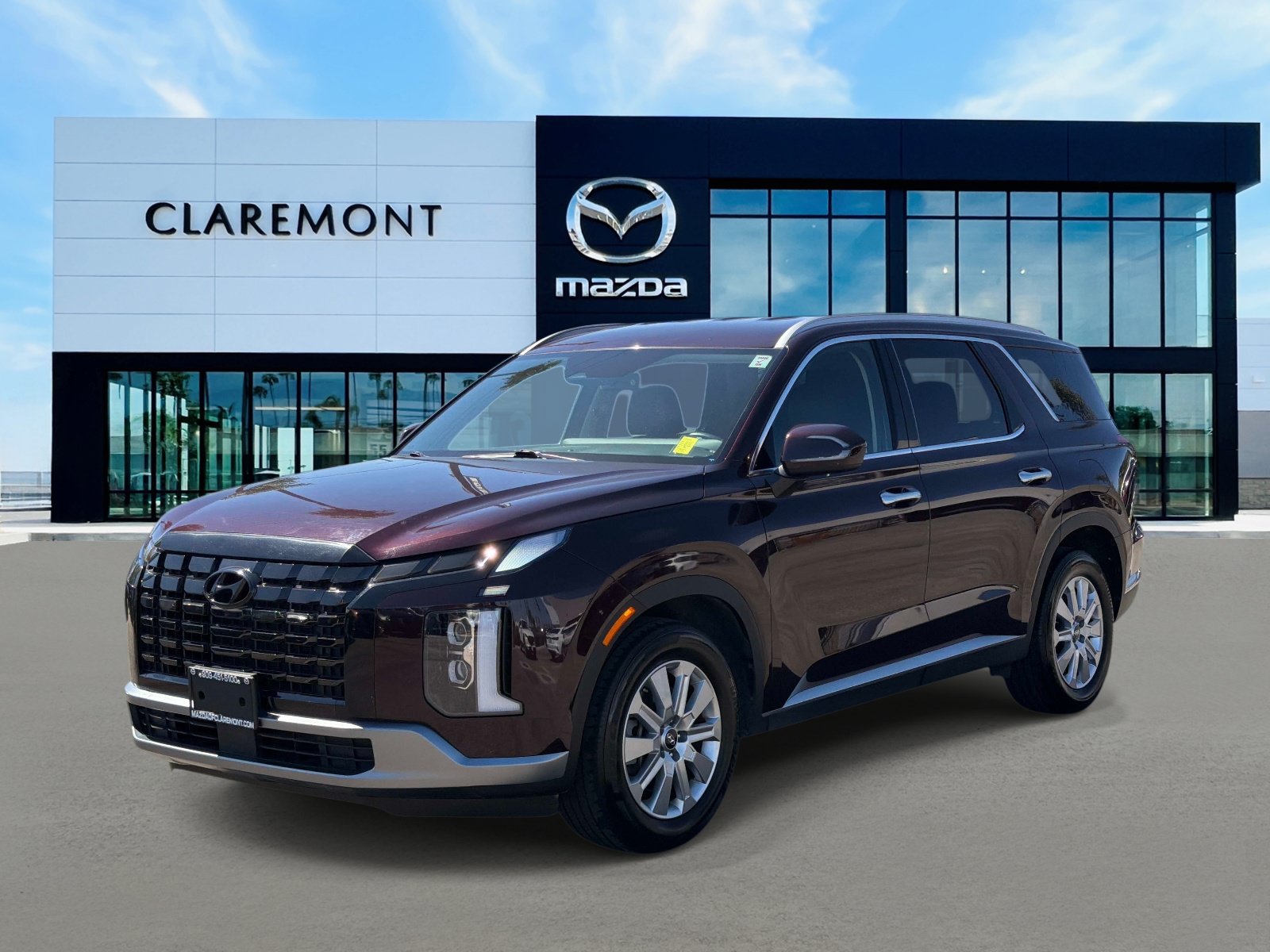 Used 2024 Hyundai Palisade SEL FWD image 3