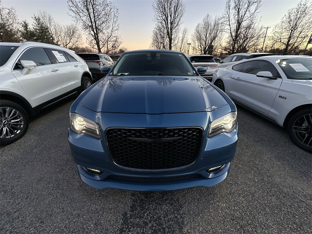 Used 2023 Chrysler 300 Touring L w/ Comfort Group image 25