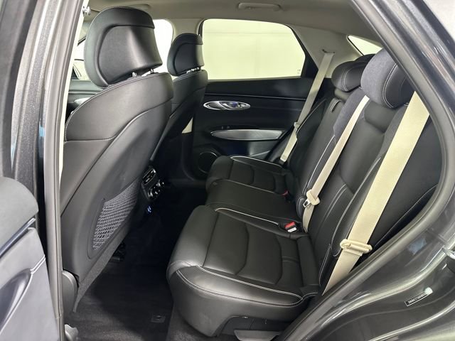 Used 2024 Genesis Electrified GV70 Advanced image 25