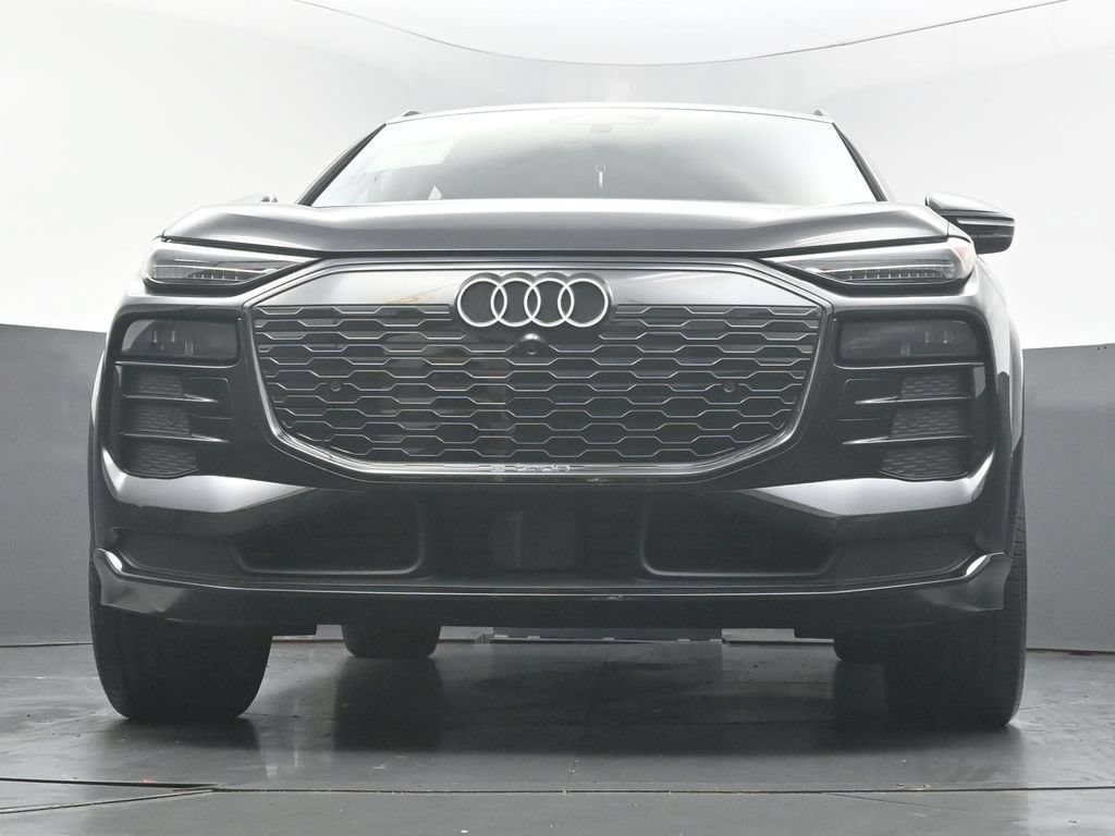 Used 2025 Audi Q6 e-tron Premium Plus w/ Premium Plus AWD/4WD image 46