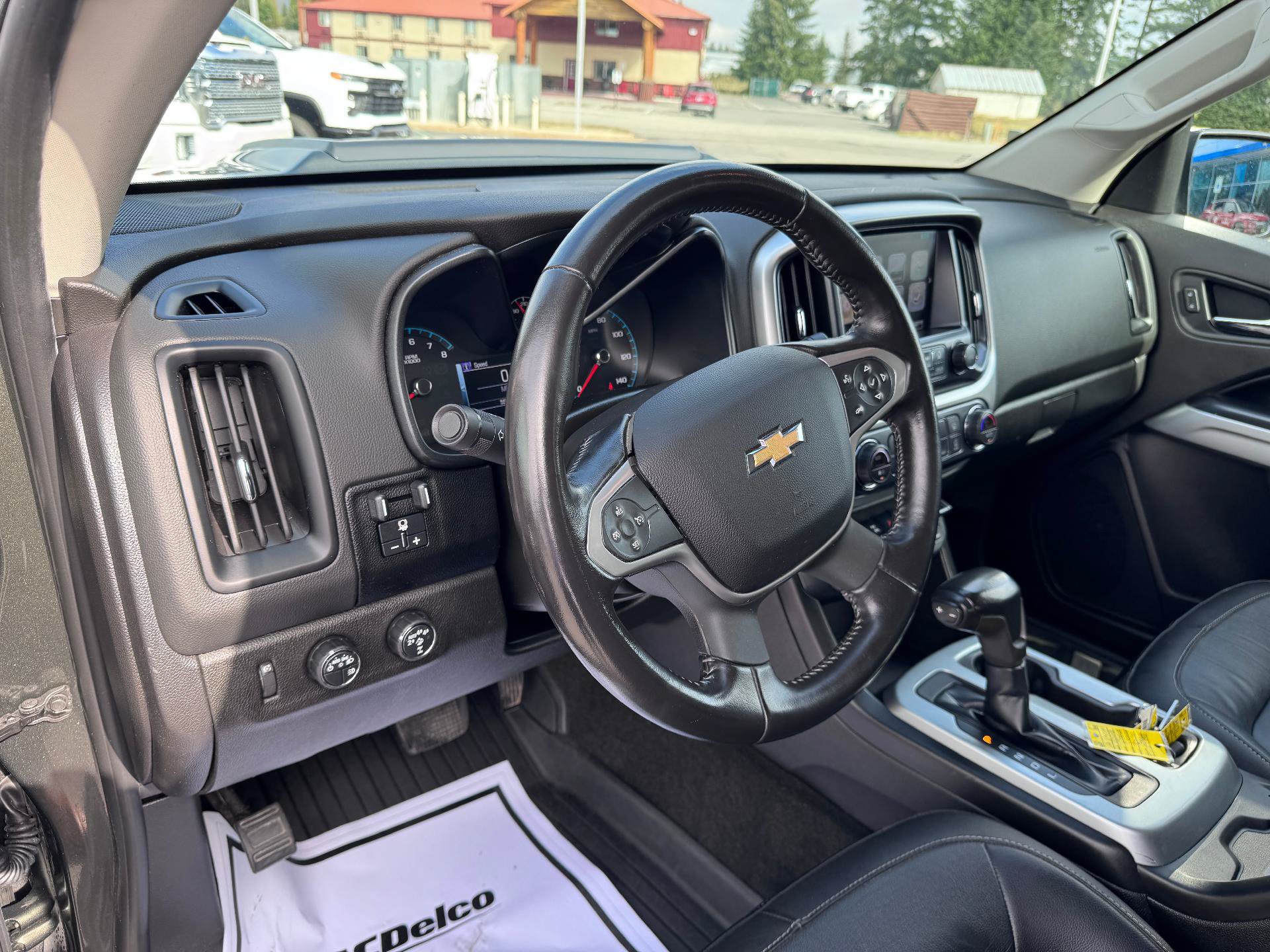 Used 2018 Chevrolet Colorado ZR2 AWD/4WD image 9