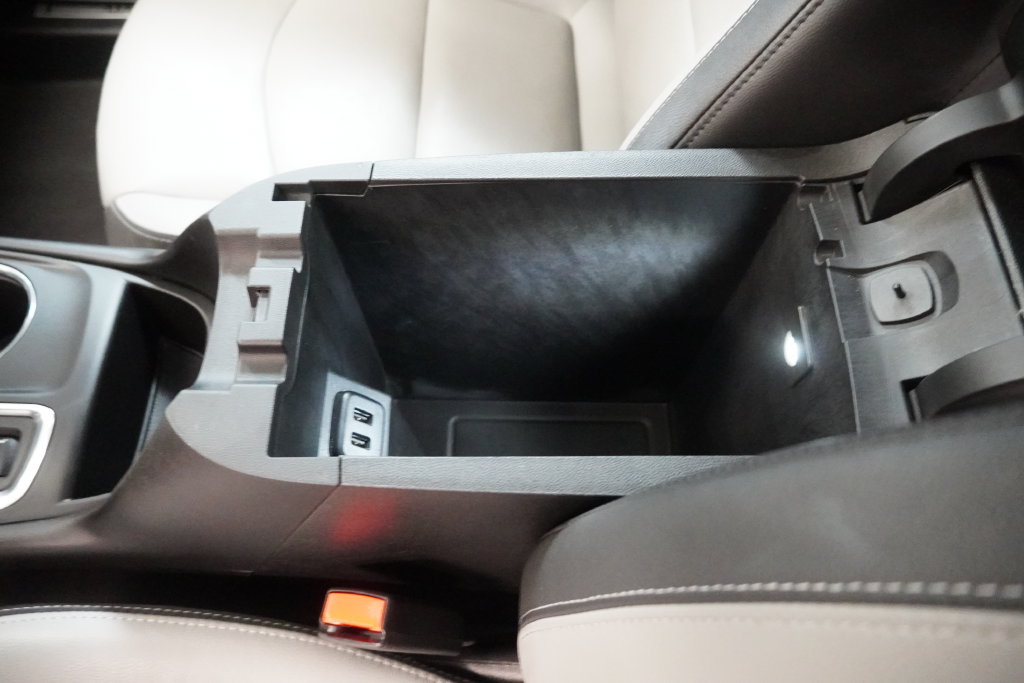 Used 2020 Chevrolet Equinox Premier AWD/4WD image 27