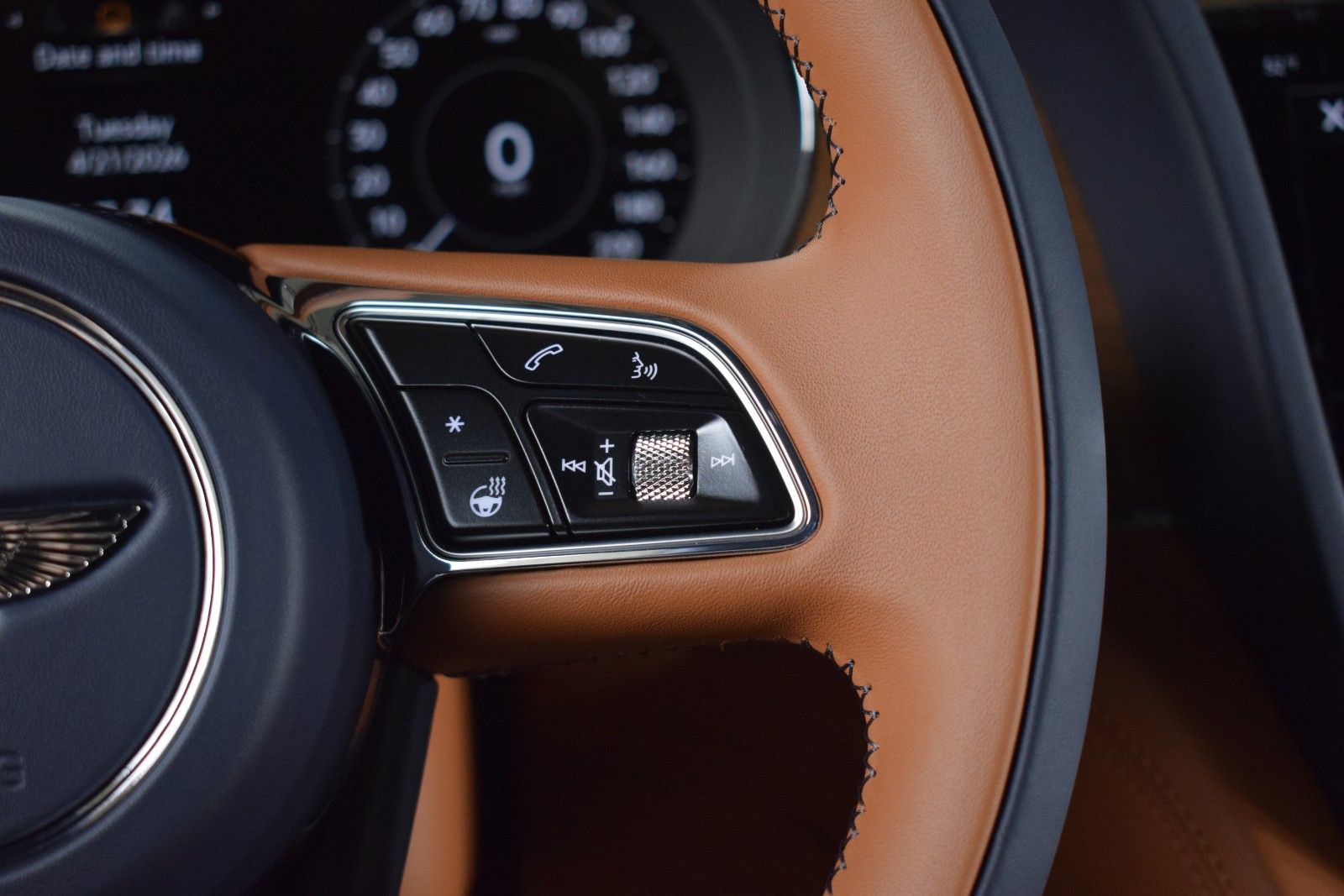New 2026 Bentley Bentayga AWD/4WD image 31