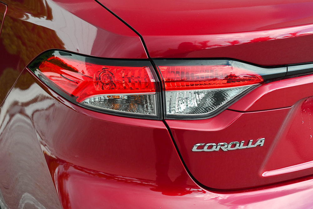 Used 2023 Toyota Corolla LE FWD image 10