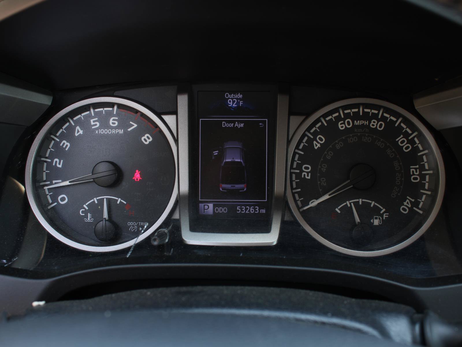 Used 2019 Toyota Tacoma SR5 AWD/4WD image 9