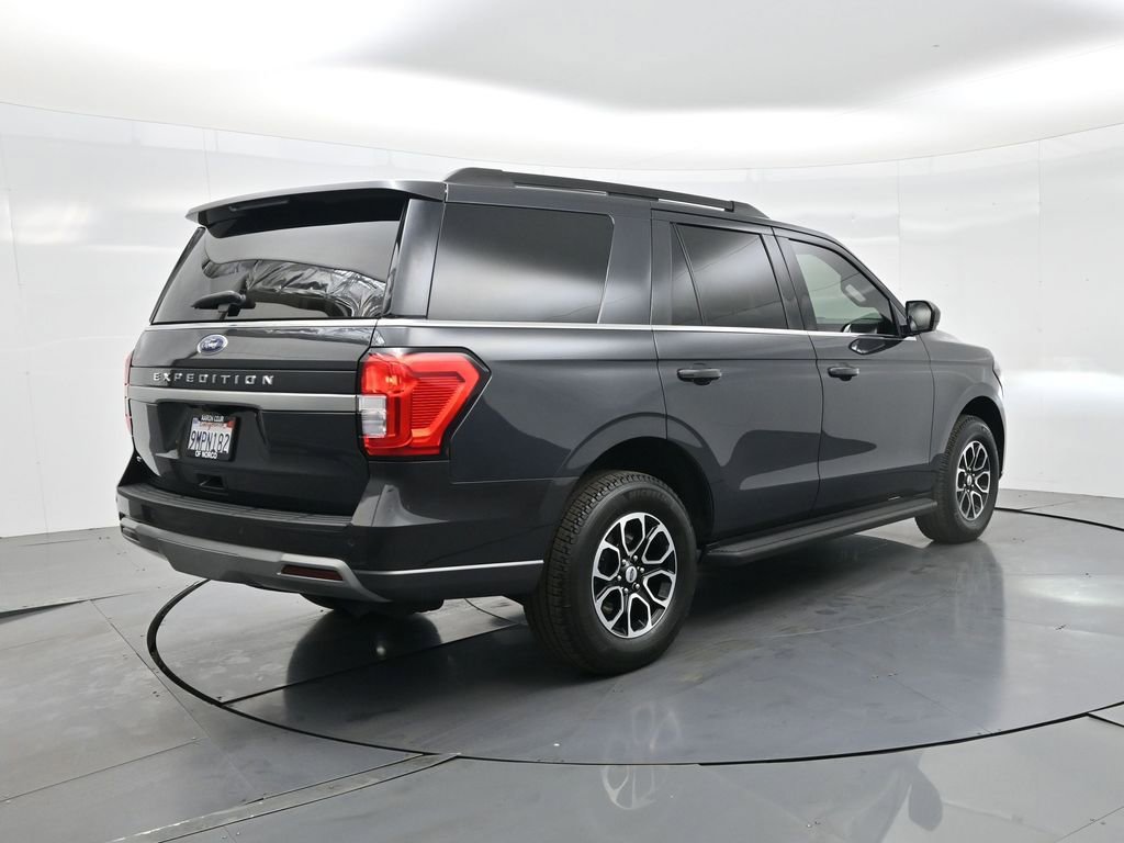 Used 2024 Ford Expedition XLT image 7