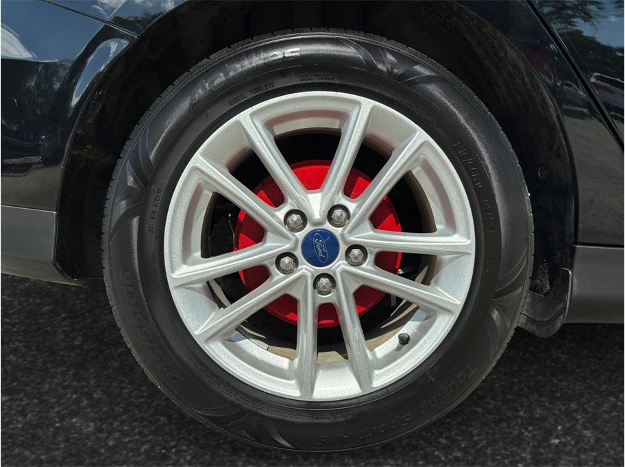 Used 2016 Ford Focus SE FWD image 13