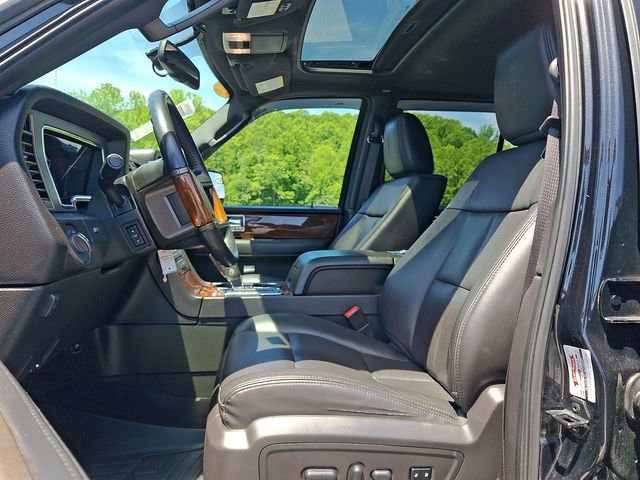 Used 2013 Lincoln Navigator 4WD w/ HD Trailer Tow Pkg image 13