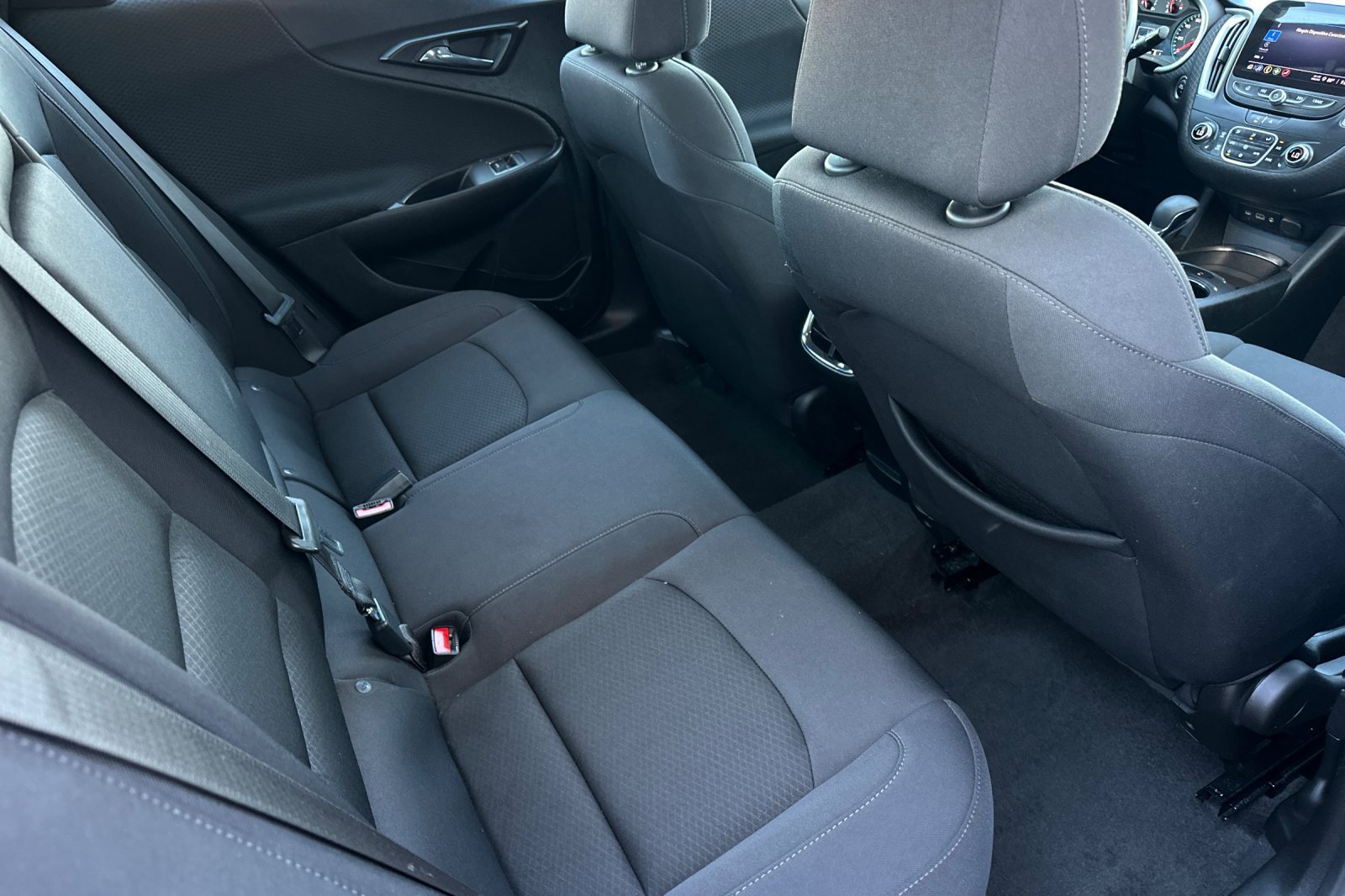 Used 2024 Chevrolet Malibu LT FWD image 18