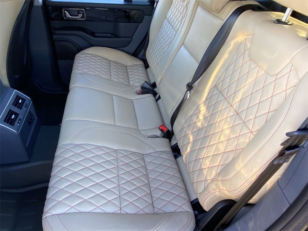 New 2024 INEOS Grenadier image 18