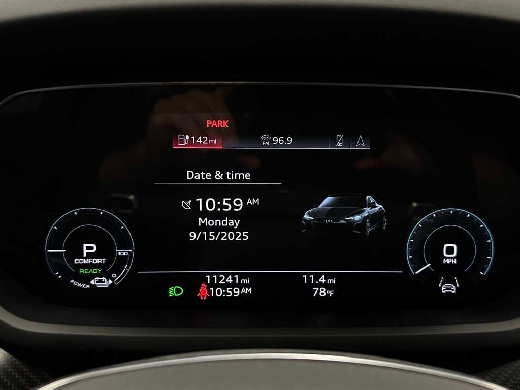 Used 2023 Audi RS e-tron GT w/ Carbon Performance Package image 27