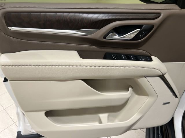 Used 2024 GMC Yukon XL Denali AWD/4WD image 22