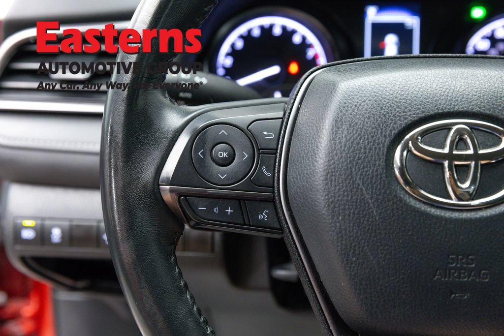 Used 2023 Toyota Camry SE FWD image 14