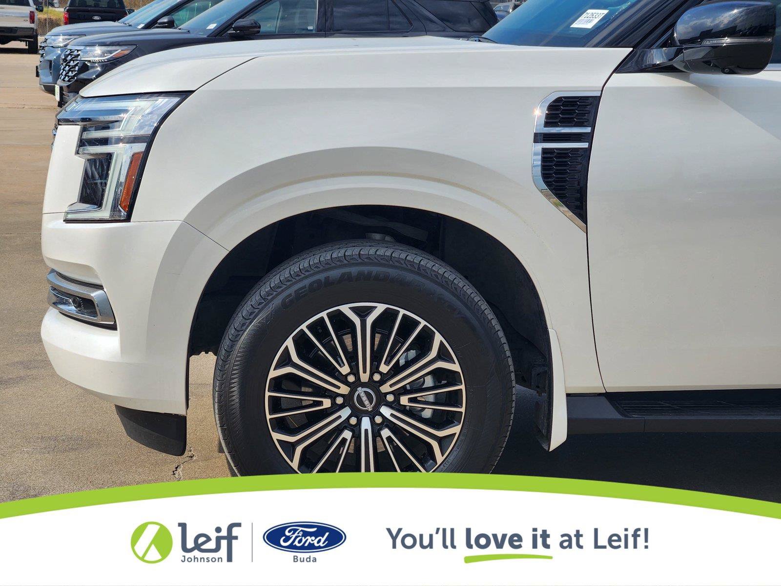 Used 2025 Nissan Armada Platinum w/ Convenience Package RWD image 6