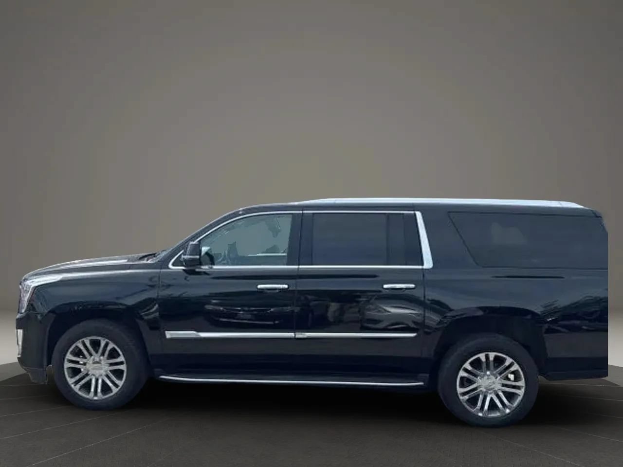 Used 2019 Cadillac Escalade ESV 4WD image 6