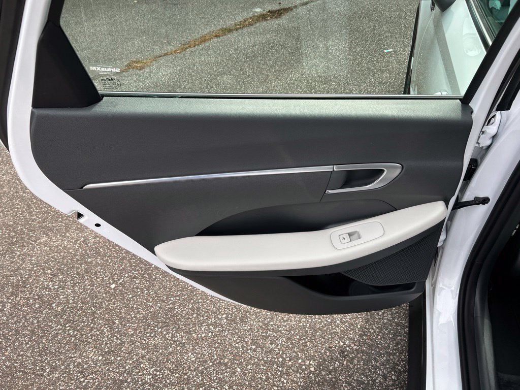 Certified 2026 Hyundai Sonata SE FWD image 25