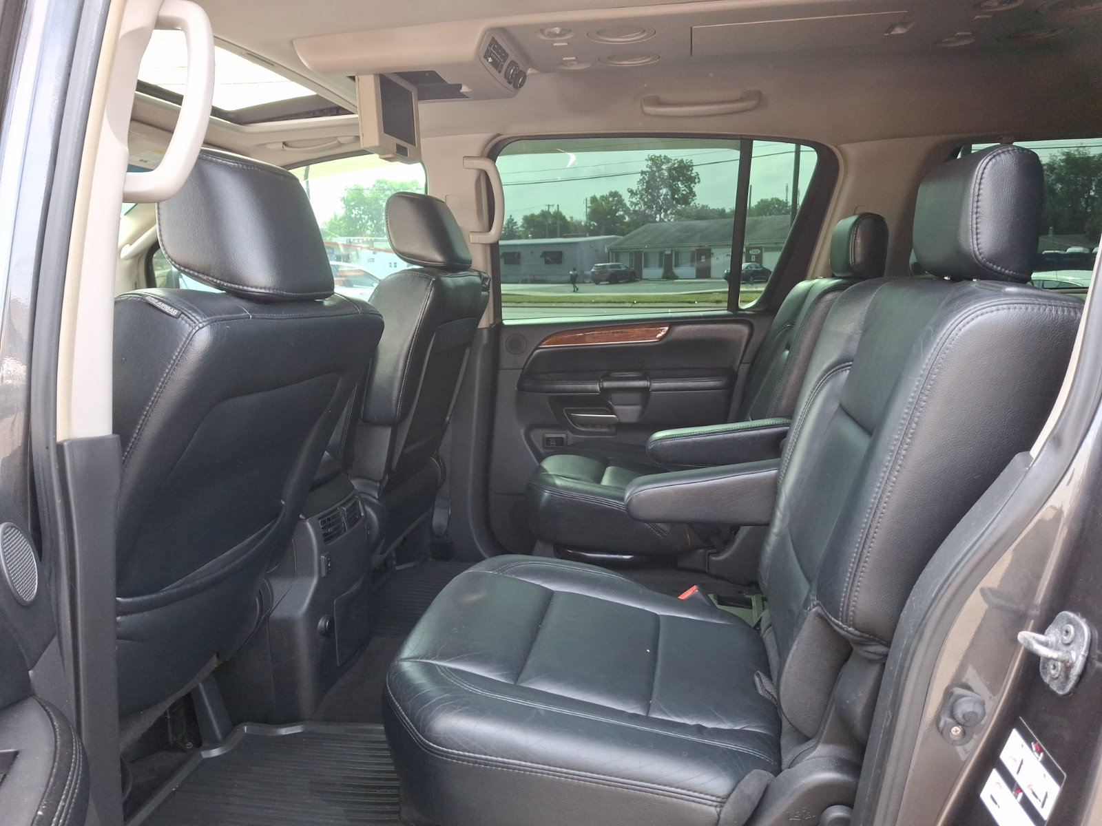 Used 2008 INFINITI QX56 4WD image 11