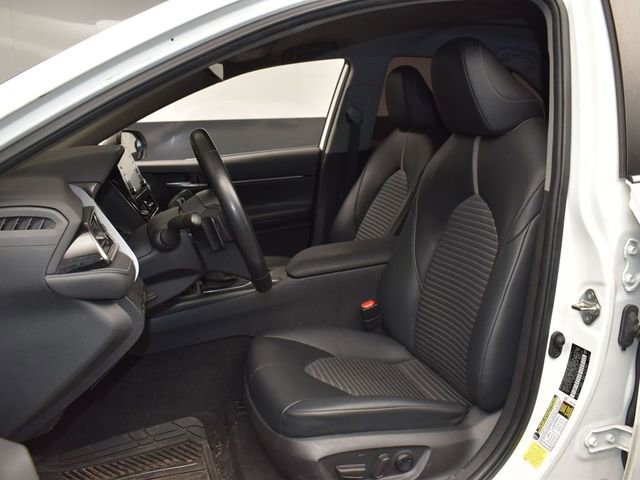 Used 2021 Toyota Camry SE image 9
