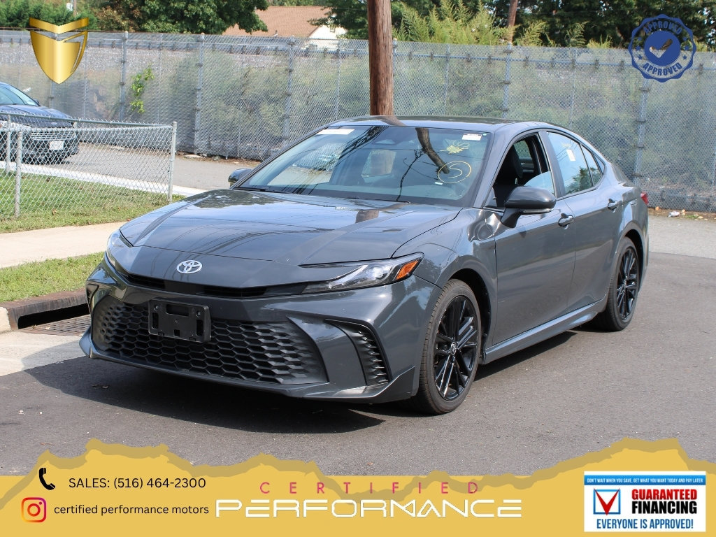 Used 2025 Toyota Camry SE