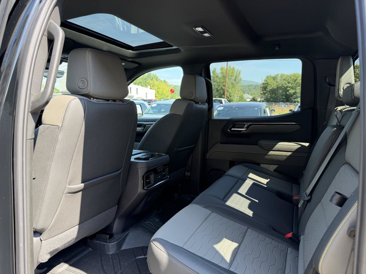 Used 2026 Chevrolet Silverado 1500 ZR2 AWD/4WD image 28