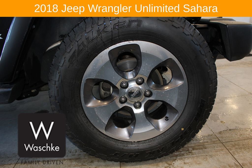 Used 2018 Jeep Wrangler Unlimited Sahara image 13