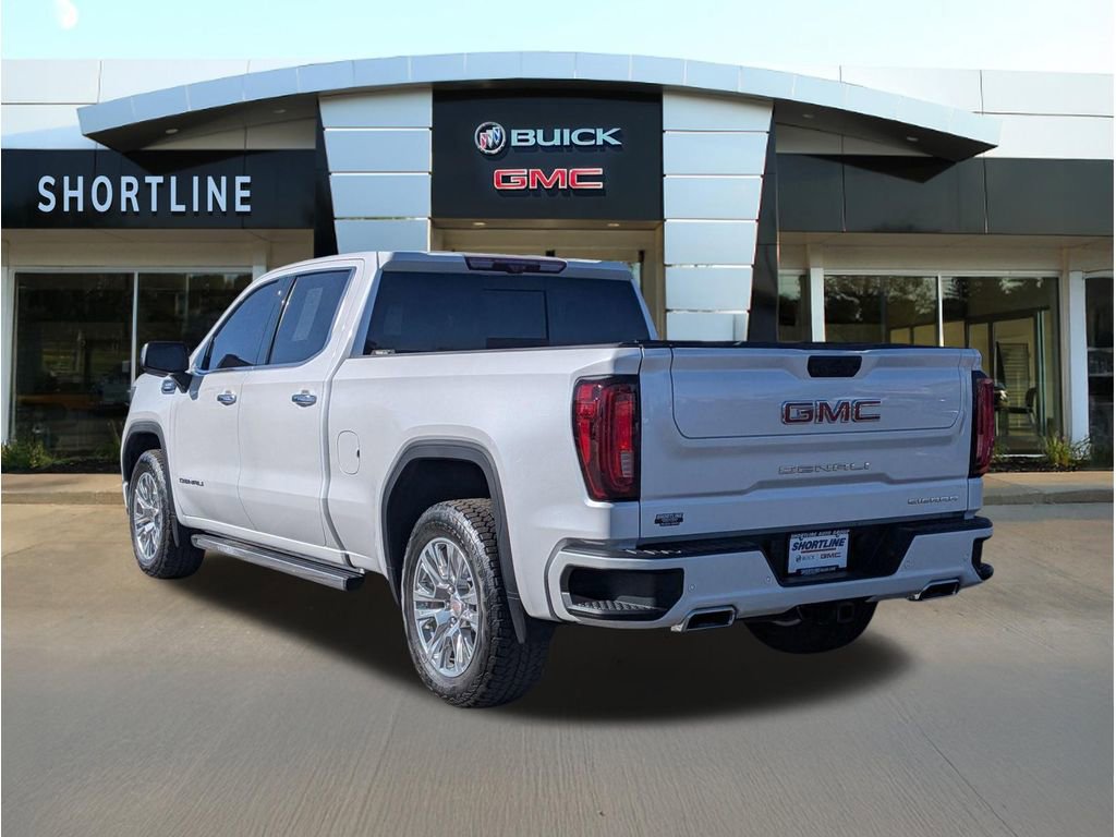 Used 2024 GMC Sierra 1500 Denali w/ Technology Package AWD/4WD image 5