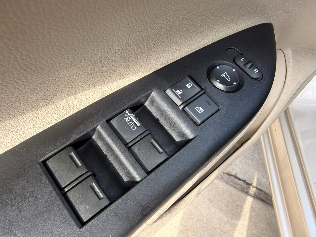 Used 2016 Honda Accord LX image 11