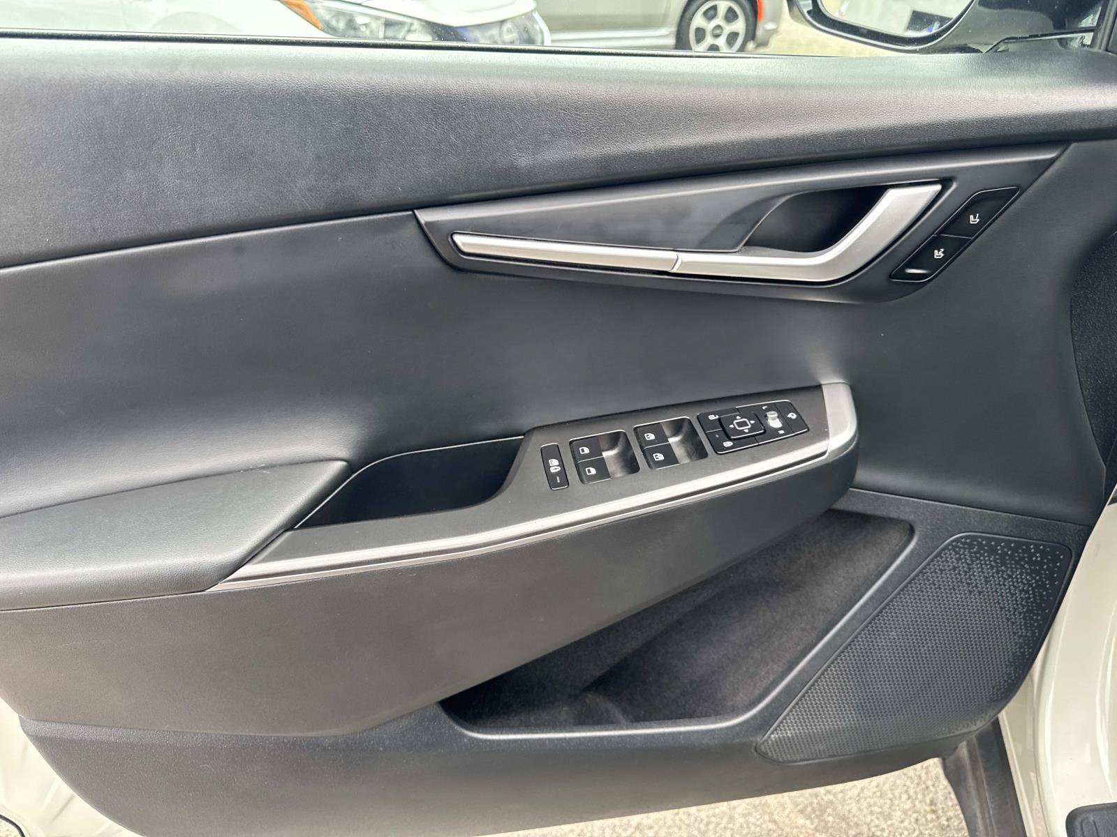Used 2024 Kia EV6 Light AWD/4WD image 12